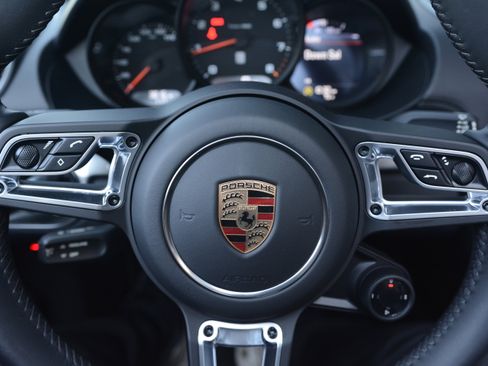 Certified 2024 Porsche 718 Boxster RWD image 16