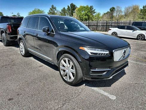Used 2017 Volvo XC90 T8 Inscription w/ Vision Package image 3