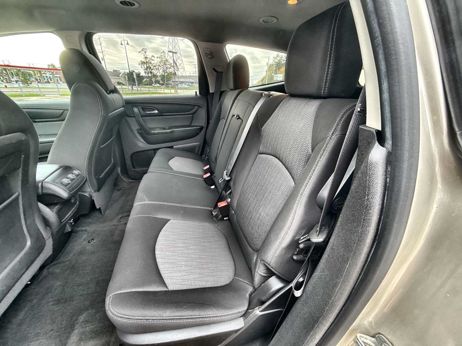 Used 2014 Chevrolet Traverse LT AWD/4WD image 22
