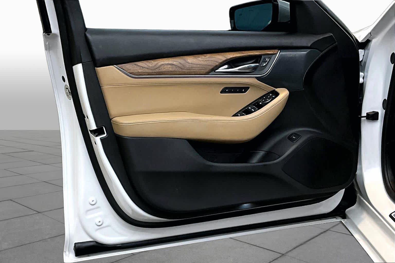 Used 2025 Cadillac CT5 Premium Luxury RWD image 21