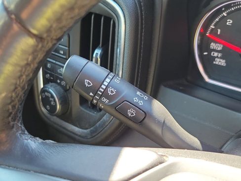 Used 2019 Chevrolet Silverado 1500 RST AWD/4WD image 16