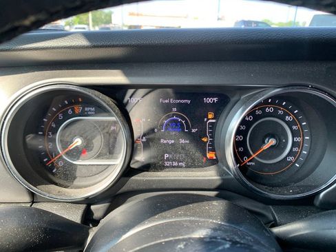 Used 2023 Jeep Gladiator Sport AWD/4WD image 38