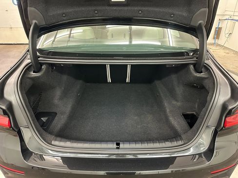 Used 2023 BMW 540i xDrive w/ Premium Package image 20