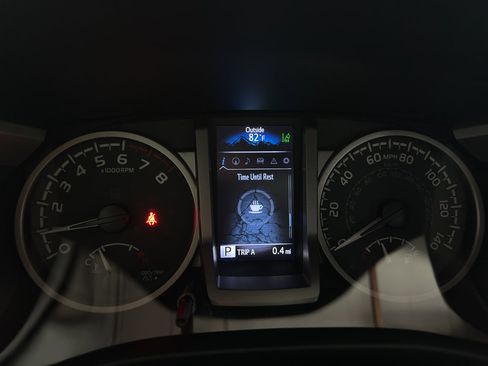 Used 2023 Toyota Tacoma Limited image 15