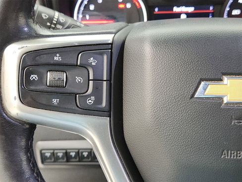 Used 2021 Chevrolet Silverado 2500 LT w/ Convenience Package image 23