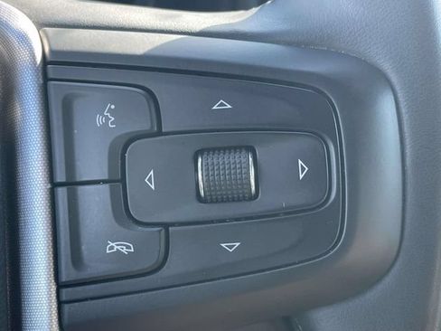 Used 2025 GMC Sierra 1500 SLT AWD/4WD image 22