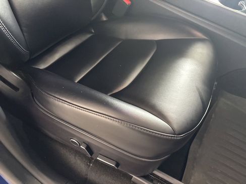 Used 2021 Tesla Model Y Long Range image 22