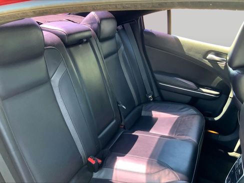 Used 2020 Dodge Charger SXT w/ Leather Interior Group RWD image 20