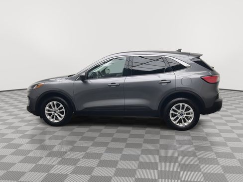 Used 2022 Ford Escape SE image 30