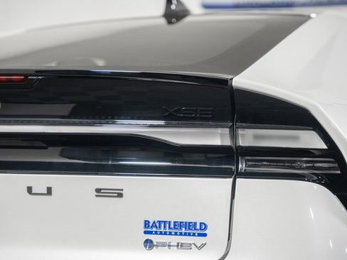 New 2026 Toyota Prius Plug-In Hybrid w/ Limited Premium Package image 6