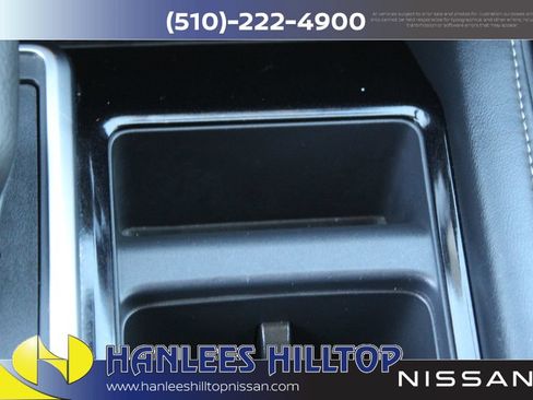 Used 2025 Nissan Pathfinder SV FWD image 24