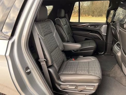 Certified 2024 Cadillac Escalade Sport Platinum image 31