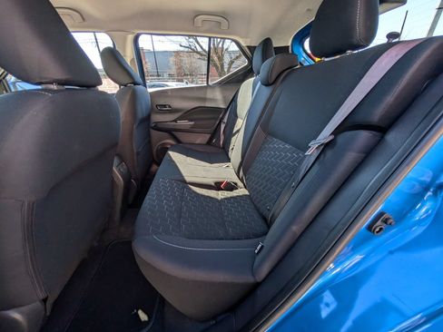 Used 2024 Nissan Kicks SV FWD image 17