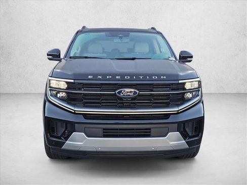 New 2025 Ford Expedition Platinum w/ Platinum Ultimate Package image 6