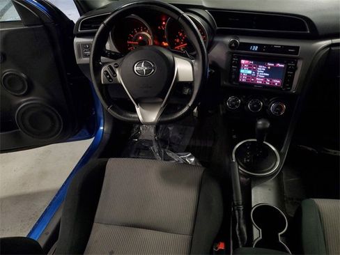 Used 2015 Scion tC image 10