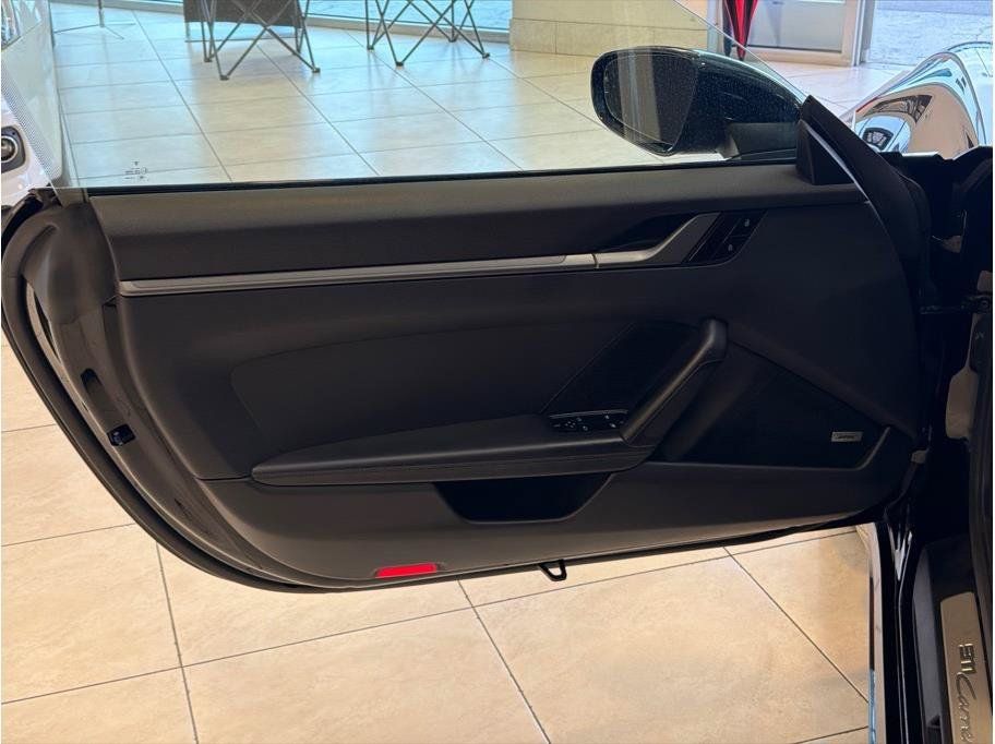 Used 2020 Porsche 911 Carrera image 10