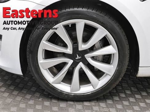 Used 2018 Tesla Model 3 Long Range AWD/4WD image 26