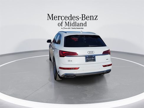 Used 2025 Audi Q5 2.0T Premium Plus w/ Premium Plus Package image 7