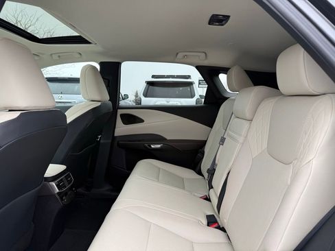 Certified 2024 Lexus RX 350 Premium w/ Accessory Package (Z1) image 15