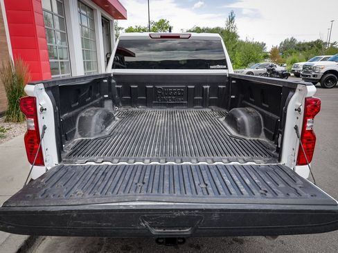 Used 2024 Chevrolet Silverado 2500 LT w/ Convenience Package AWD/4WD image 5