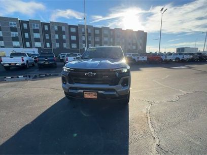 Used 2023 Chevrolet Colorado Z71 w/ Z71 Convenience Package 2
