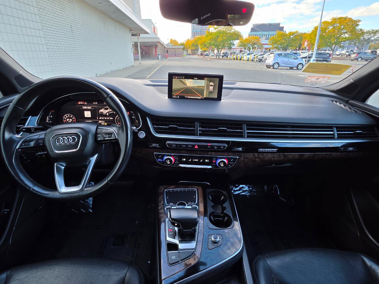Used 2018 Audi Q7 3.0T Premium Plus w/ Premium Plus Package AWD/4WD image 18