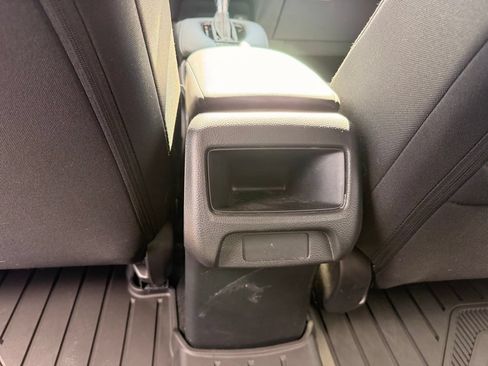 Certified 2025 Honda HR-V LX image 28