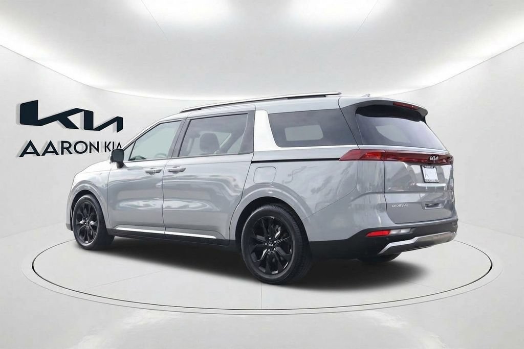 Used 2024 Kia Carnival SX FWD image 7