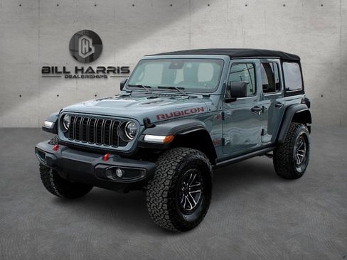Used 2024 Jeep Wrangler Unlimited Rubicon w/ XTREMEE 35" Tire Package image 7