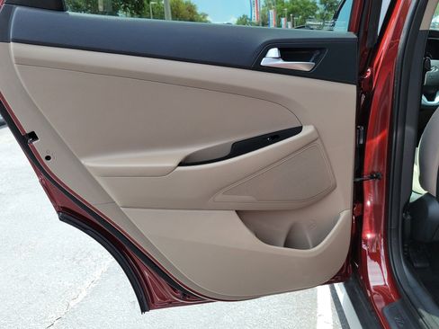 Used 2020 Hyundai Tucson SEL FWD image 11