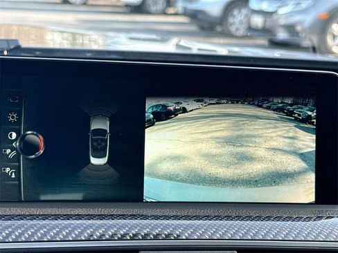 Used 2017 BMW M4 Convertible image 23