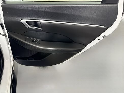 Used 2023 Hyundai Sonata SEL FWD image 28