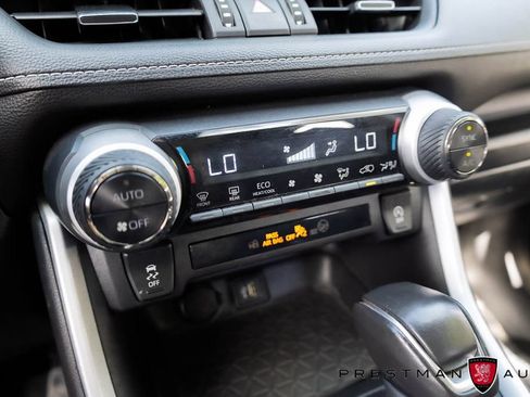 Used 2025 Toyota RAV4 XLE Premium FWD image 29
