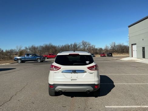 Used 2015 Ford Escape Titanium image 6