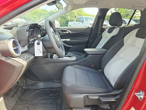 New 2026 Chevrolet Trax LS FWD image 11