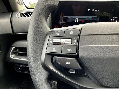 Used 2025 Kia K4 FWD image 13