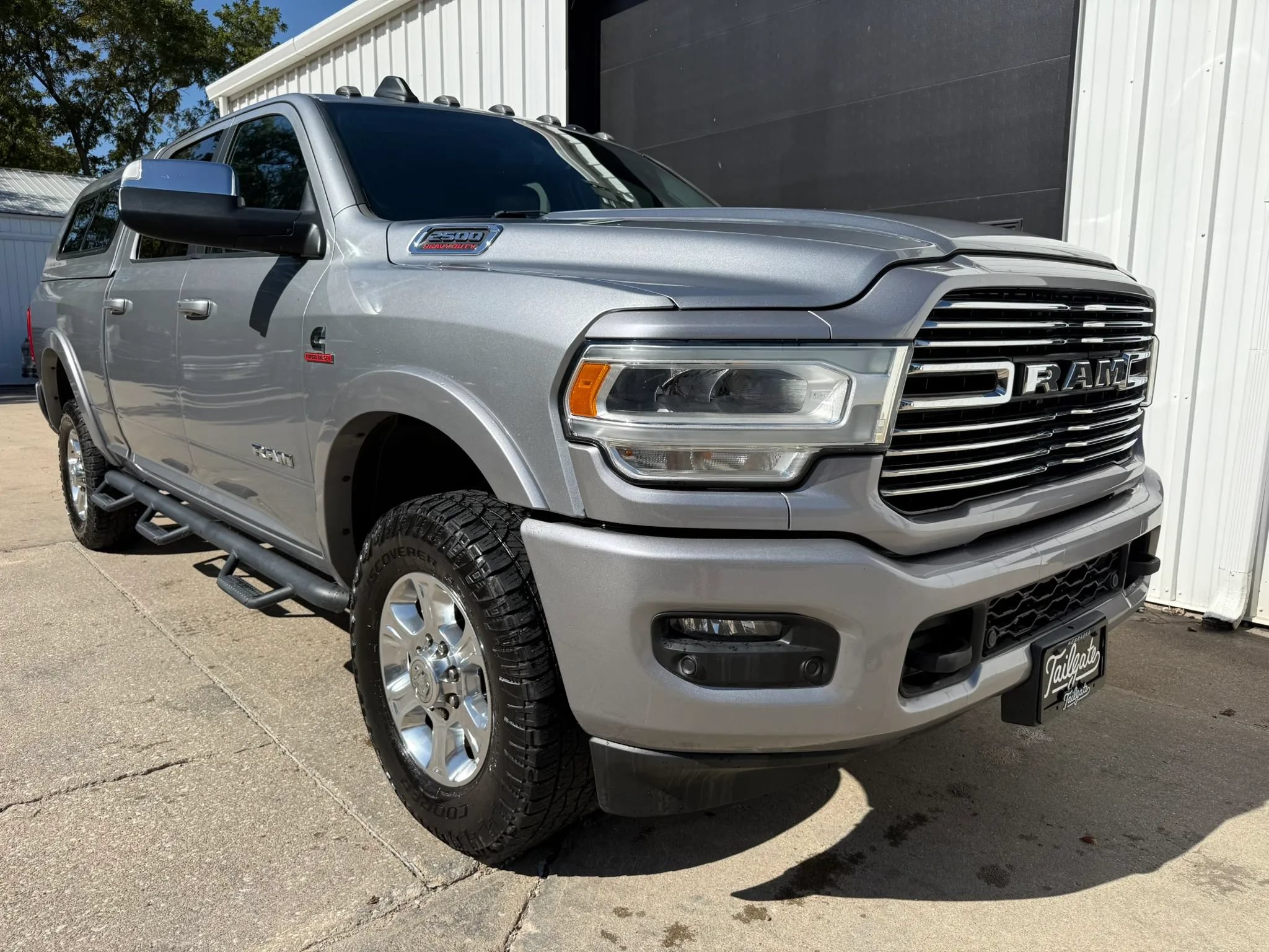 Used 2020 RAM 2500 Laramie AWD/4WD image 2