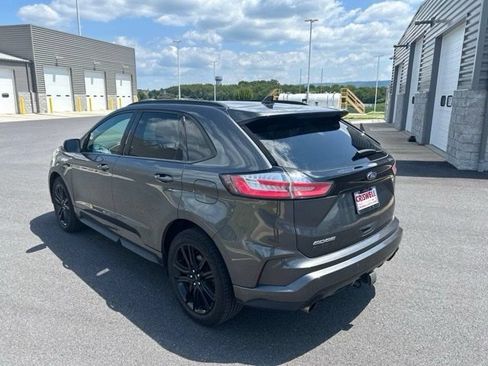 Used 2020 Ford Edge ST-Line w/ Cold Weather Package AWD/4WD image 3