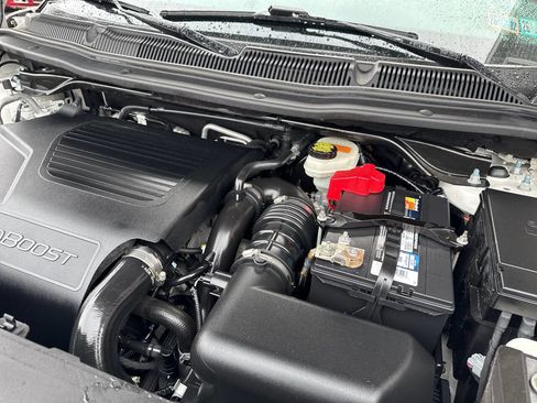 Used 2017 Ford Explorer Sport image 12