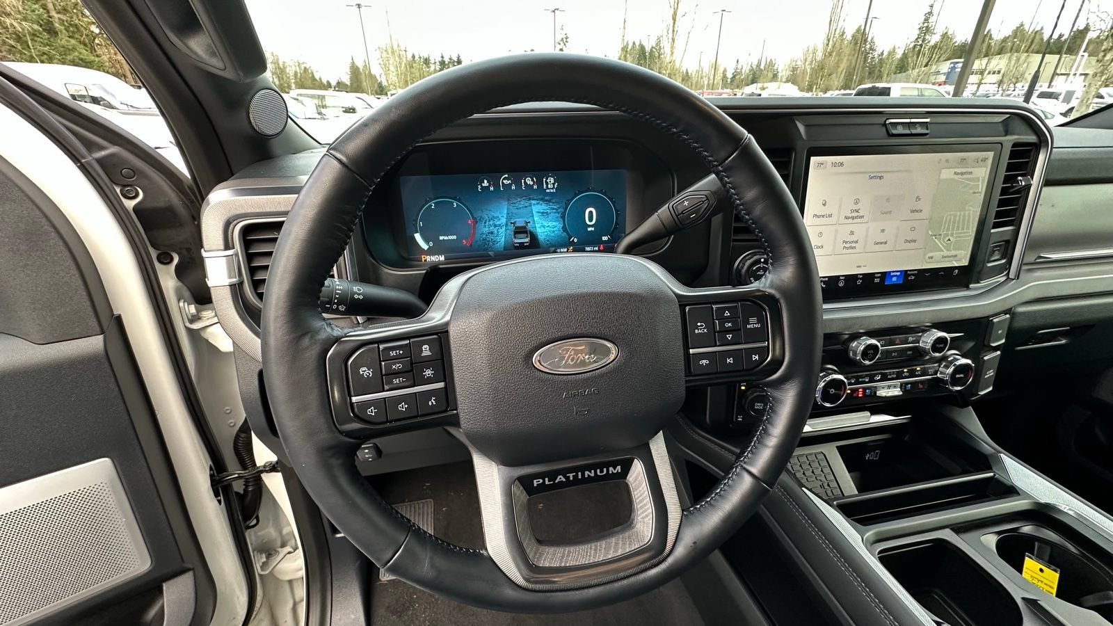Used 2025 Ford F350 Platinum w/ FX4 Off-Road Package AWD/4WD image 11