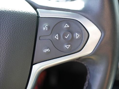 Certified 2023 Chevrolet Traverse LT w/ LT Premium Package image 33