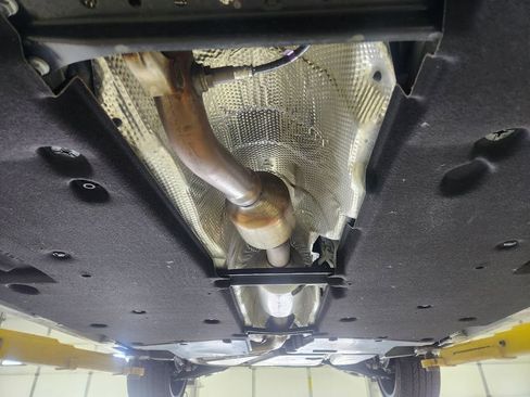 Used 2023 Lexus ES 300h image 14