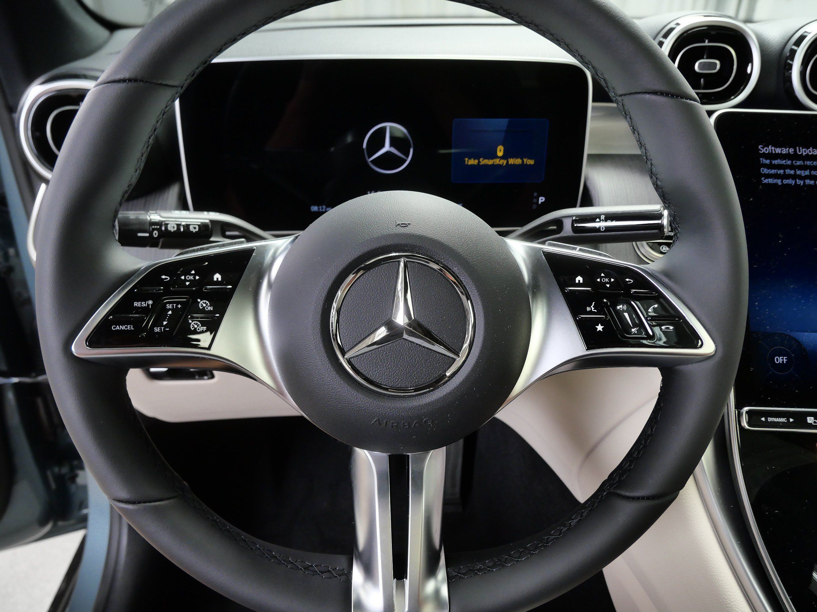 New 2026 Mercedes-Benz GLC 300 4MATIC image 12