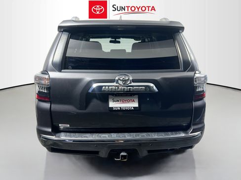 Used 2019 Toyota 4Runner Limited image 5