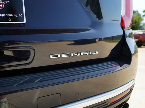 Used 2021 GMC Yukon XL Denali w/ Denali Premium Package AWD/4WD image 21