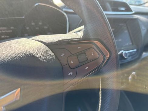 Used 2023 Chevrolet TrailBlazer LT FWD image 31