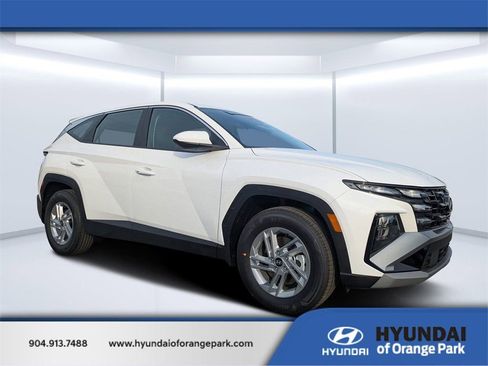 New 2026 Hyundai Tucson SE FWD image 1