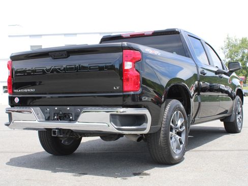 Used 2023 Chevrolet Silverado 1500 LT AWD/4WD image 8