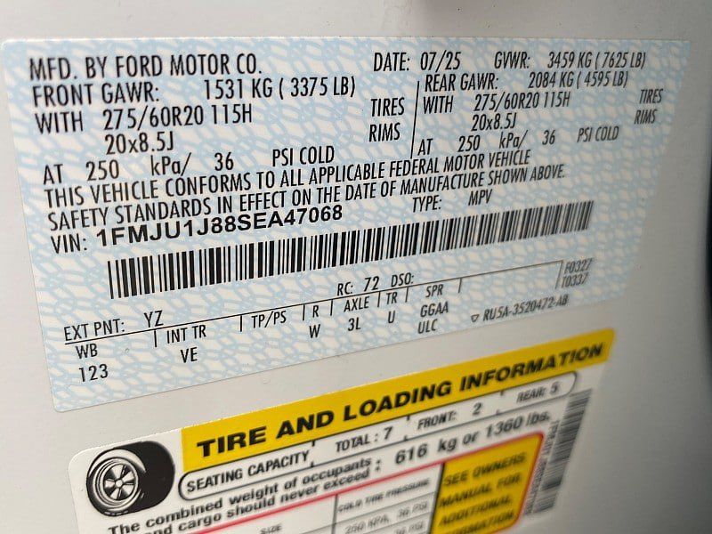 Certified 2025 Ford Expedition Active AWD/4WD image 70