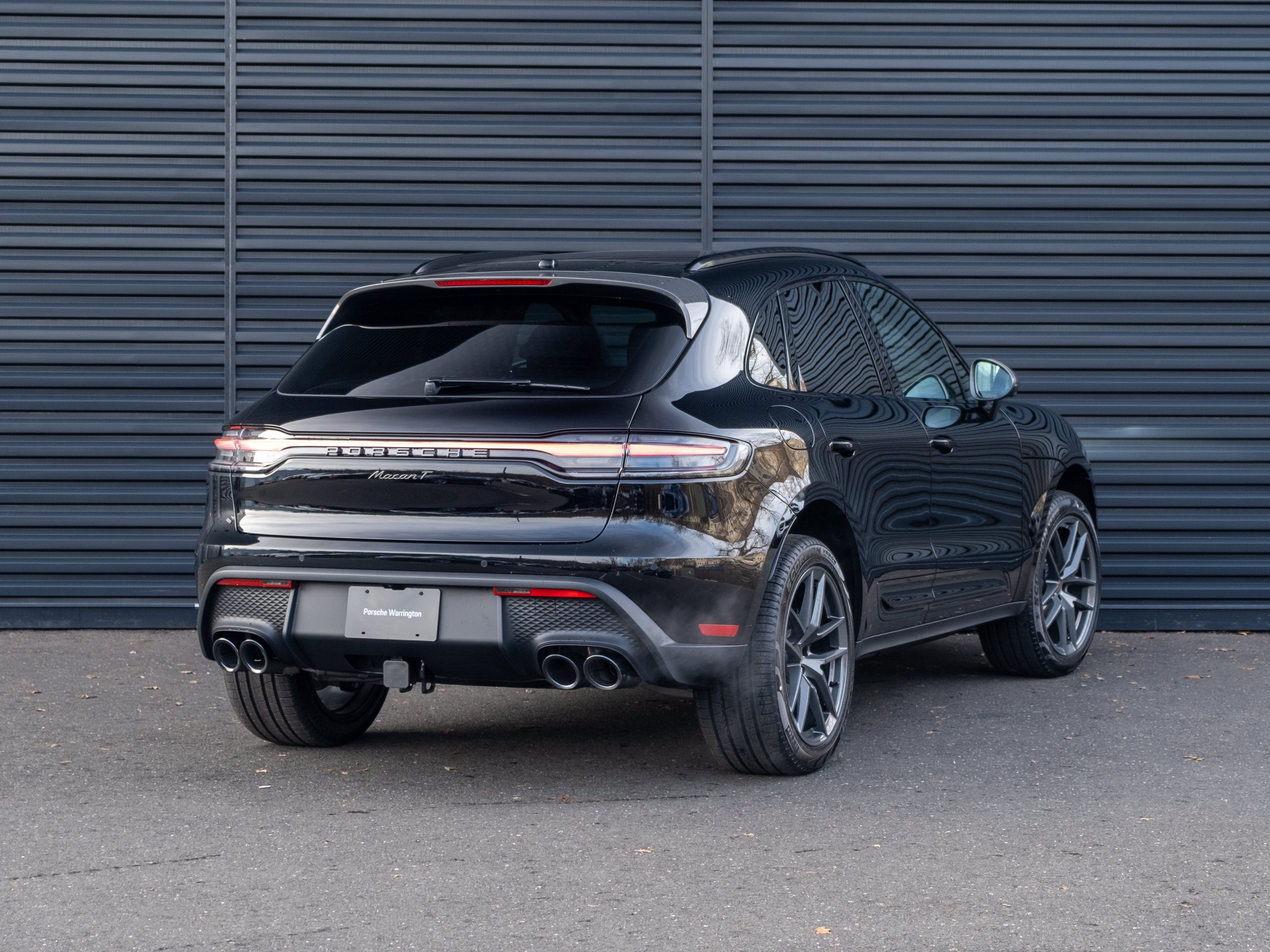 Certified 2026 Porsche Macan Turbo AWD/4WD image 8